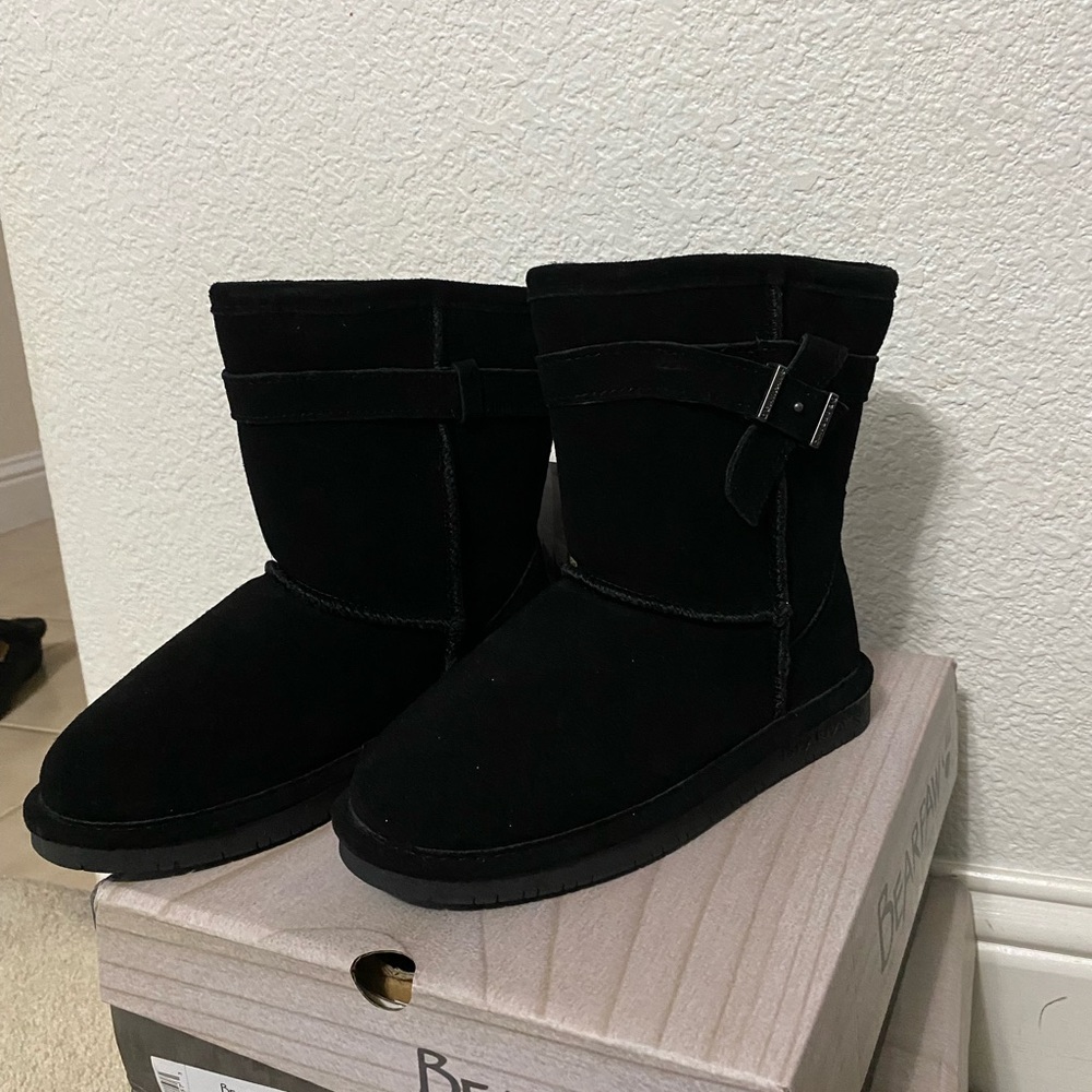 Black boots